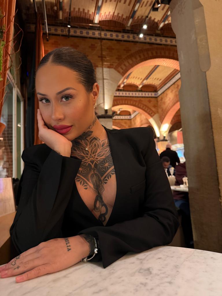 Chica busca chico en Mallorca: 