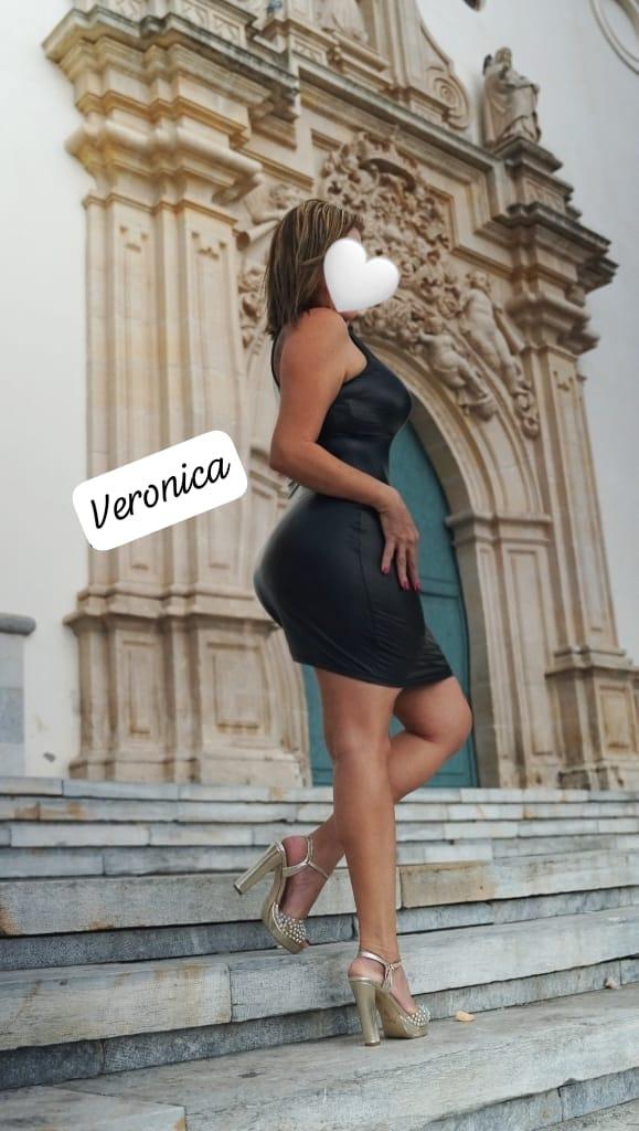 631974561: Chica busca chico en Guipúzcoa