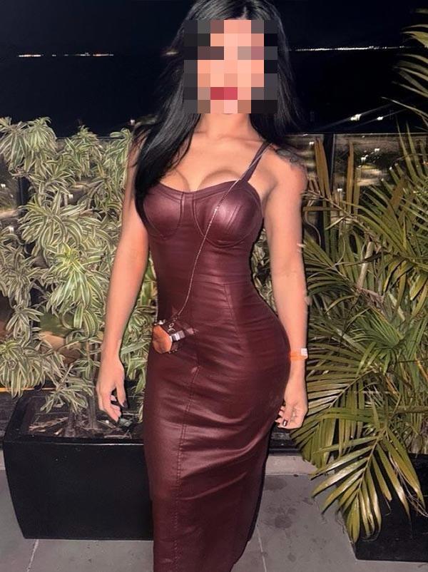 Chica busca chico en Ibiza: 