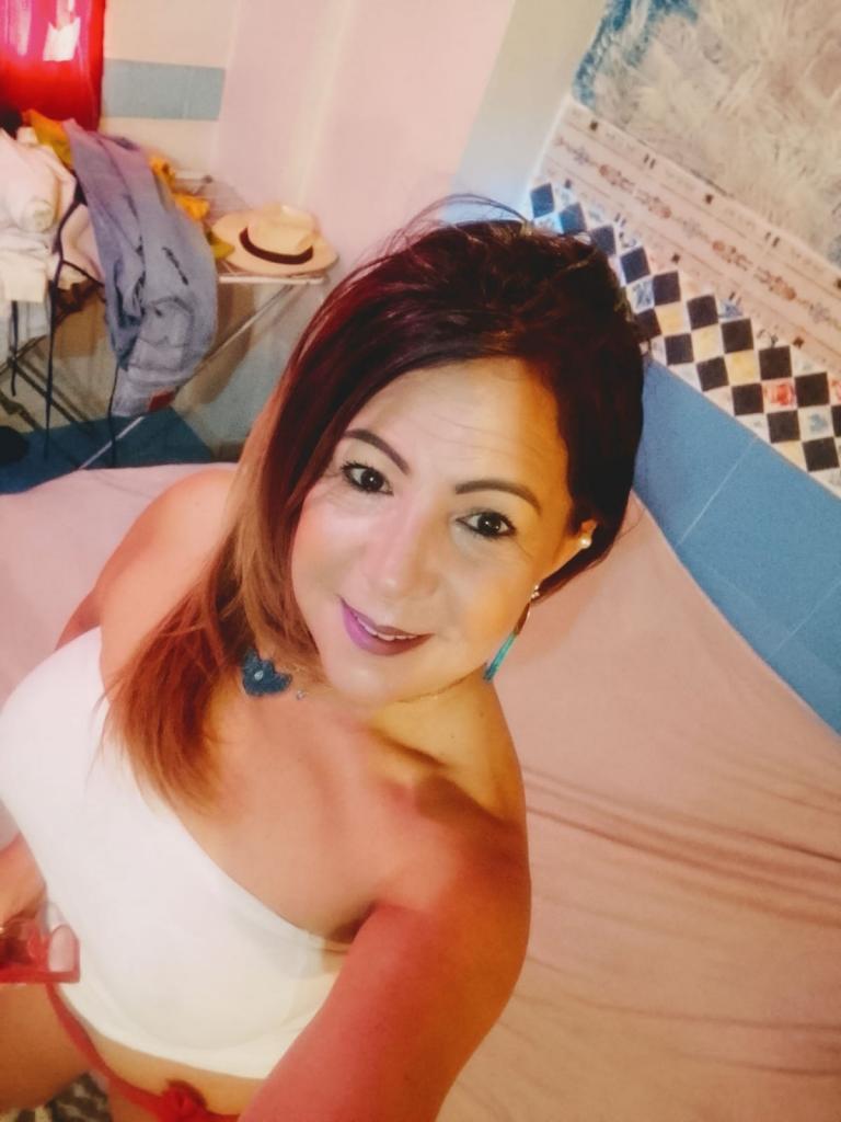 Chica busca chico en Jaén: 