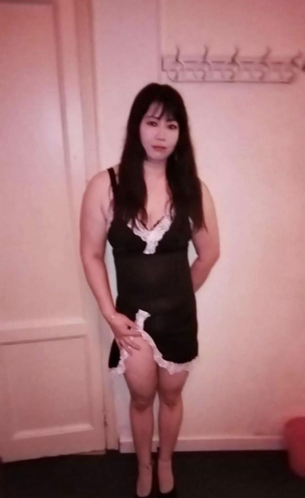 651717448: Chica busca chico en Barcelona