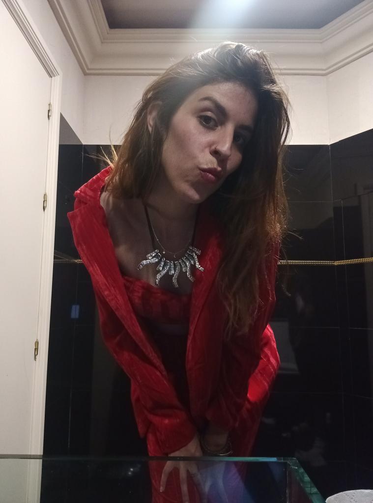 655805025: Chica busca chico en Málaga
