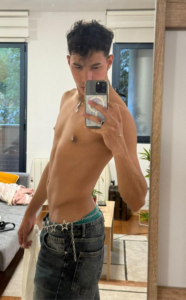 603862808: Chico busca chica en León