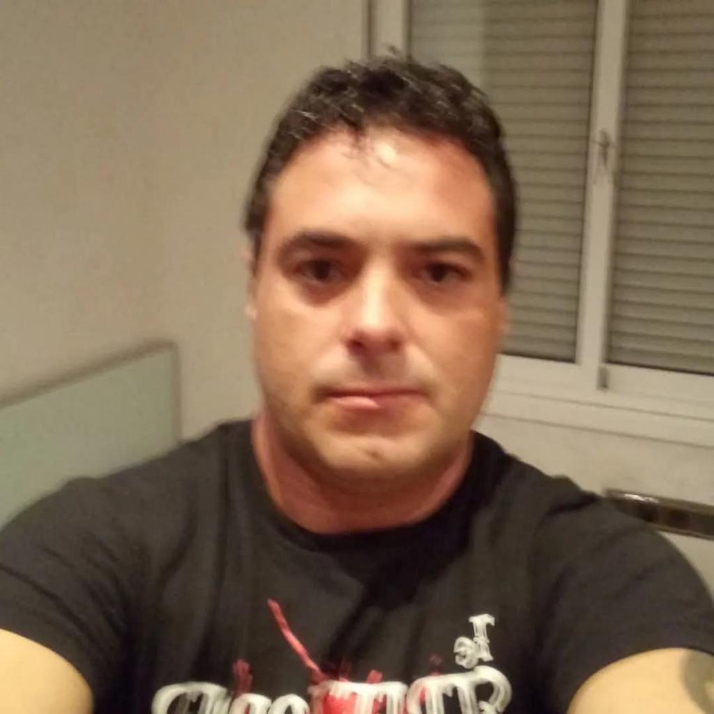 Chico busca chica en Tarragona: 