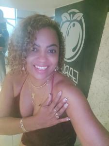 689739268: Chica busca chico en Zaragoza