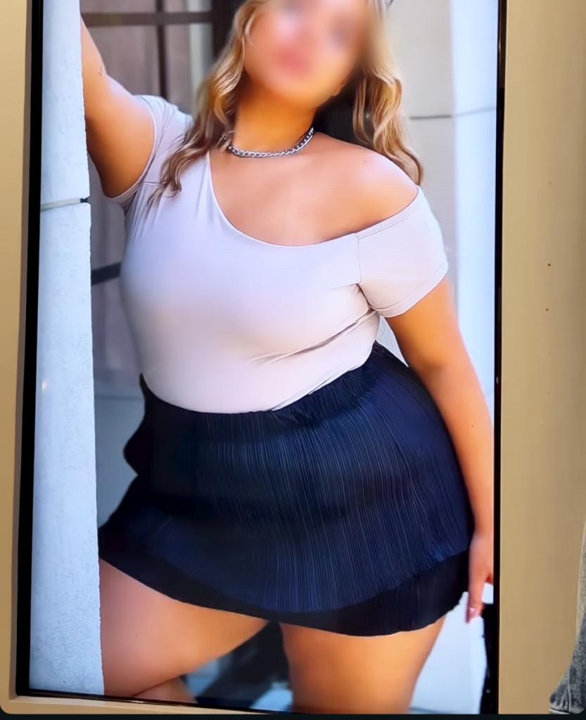 Chica busca chico en Cádiz: 