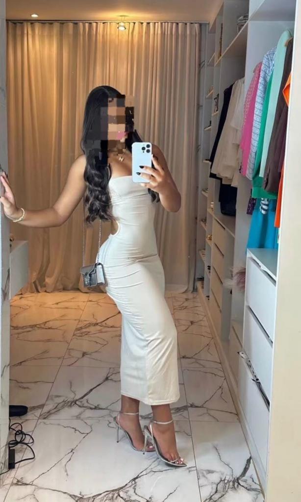 Chica busca chico en Almería: 