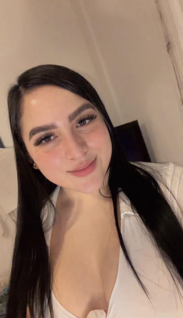 Chica busca chico en Cádiz: 