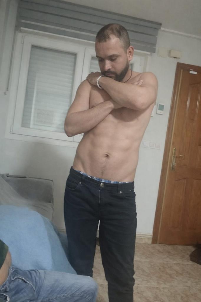 Chico busca chica en Alicante: 