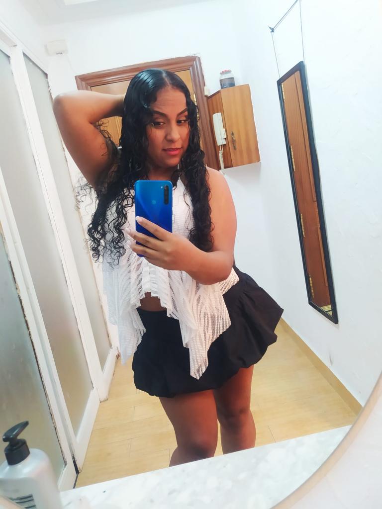 672964790: Chica busca chico en Alicante