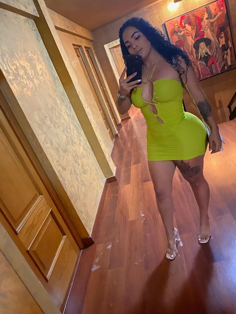 671544530: Chica busca chico en Tenerife