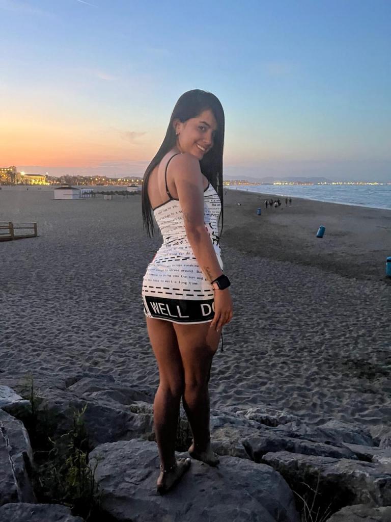 Chica busca chico en Alicante: 