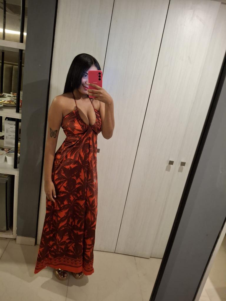 Chica busca chico en Almería: 