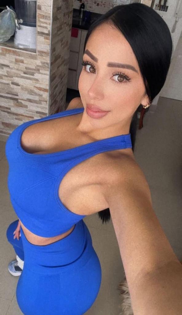 Chica busca chico en Granada: 