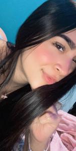 672162777: Chica busca chico en Sevilla