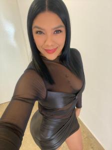 661550166: Chica busca chico en Barcelona