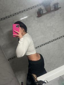 672942062: Chica busca chico en Valencia