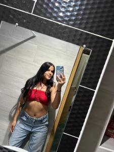 692078081: Chica busca chico en Valencia