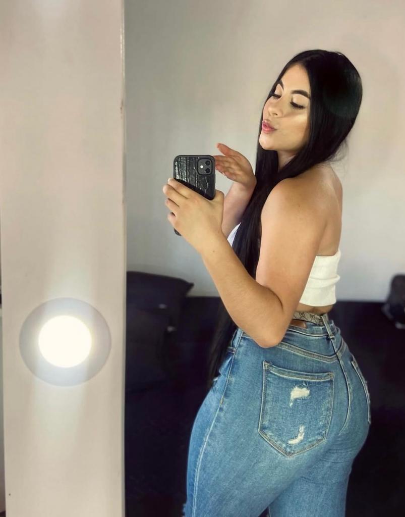 614608524: Chica busca chico en Navarra