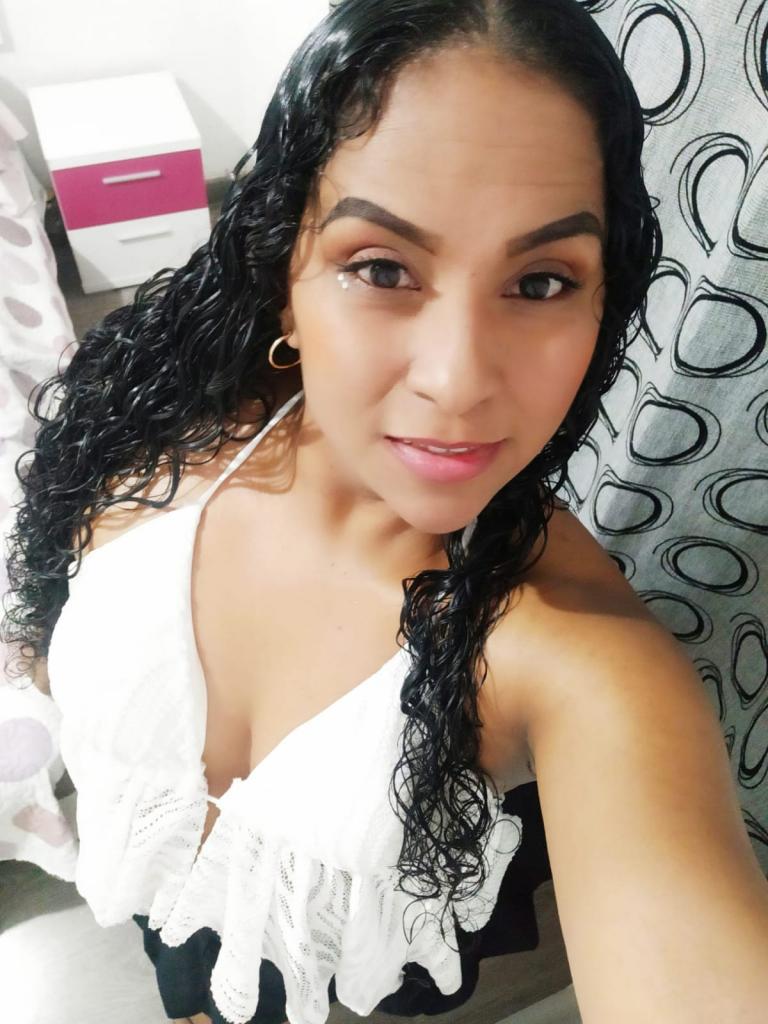 Chica busca chico en Alicante: 