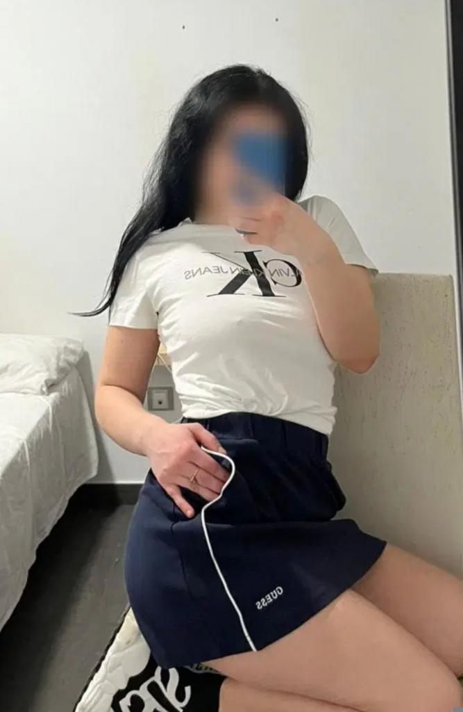 Chica busca chico en Gerona: 