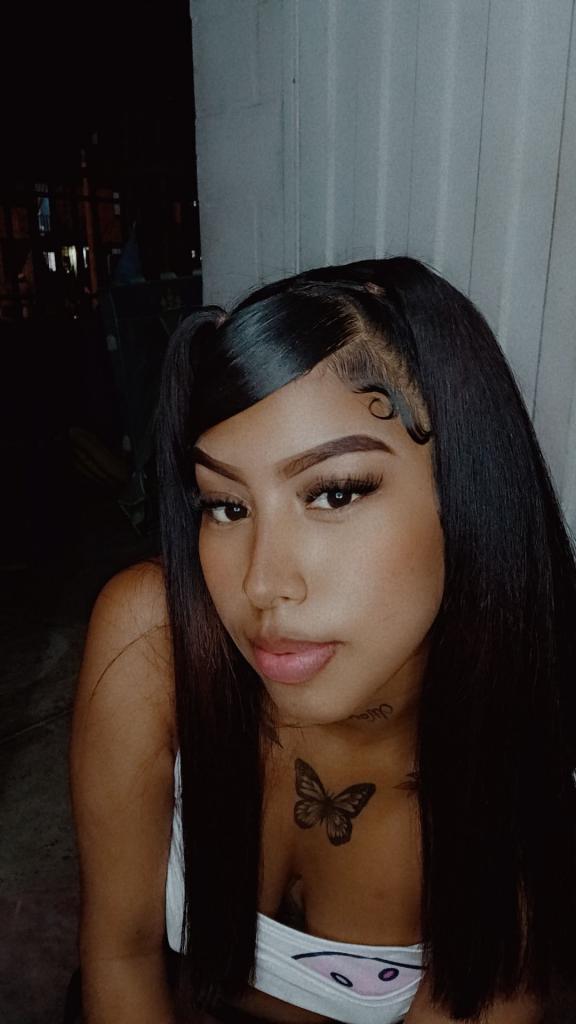 Chica busca chico en Granada: 