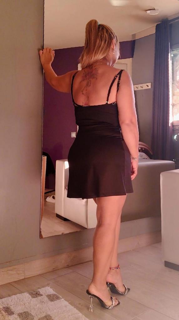 624696650: Chica busca chico en Gerona