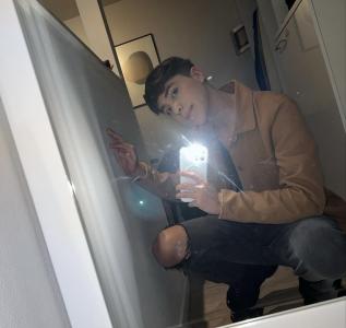 Chico busca chica en Alicante: 