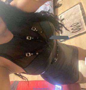 686751976: Chica busca chico en Lérida