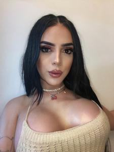 Chica busca chico en Ibiza: 