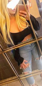 617434592: Chica busca chico en León