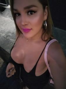613806912: Transexual en León