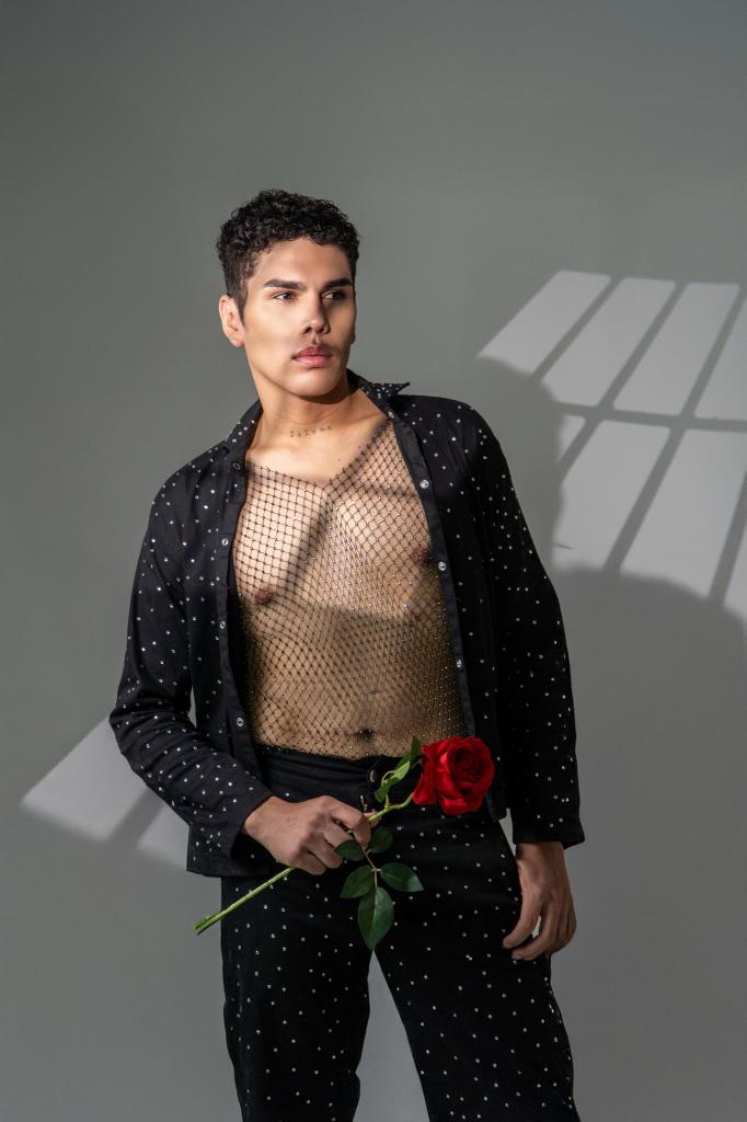 Chico busca chica en Ibiza: 