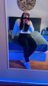 643646978: Chica busca chico en Navarra