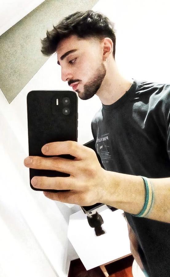 Chico busca chica en Ceuta: 