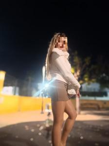 665083906: Chica busca chico en Málaga