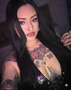 672172953: Chica busca chico en Murcia