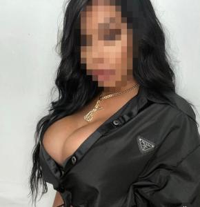 613644802: Chica busca chico en Granada