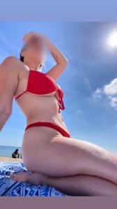 643594889: Chica busca chico en Barcelona