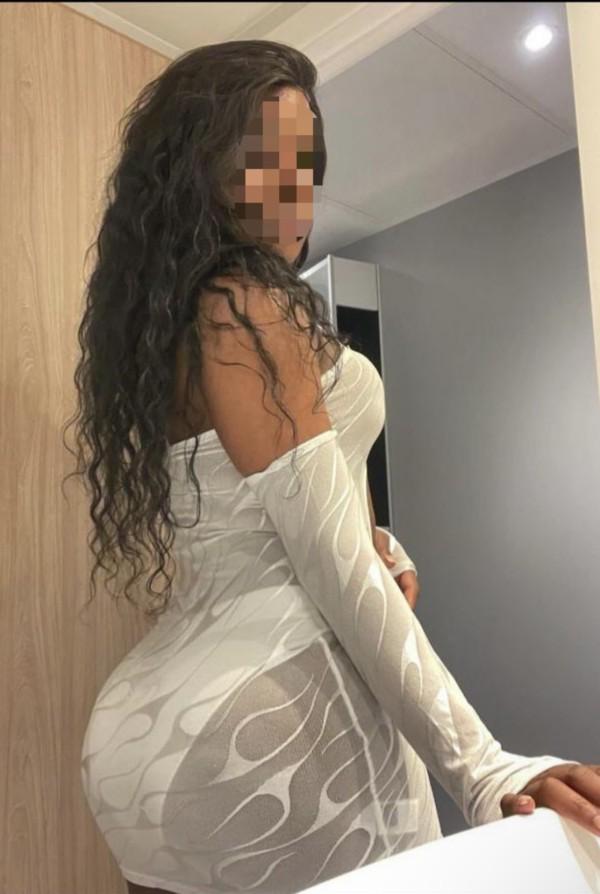 Chica busca chico en La Coruña: 