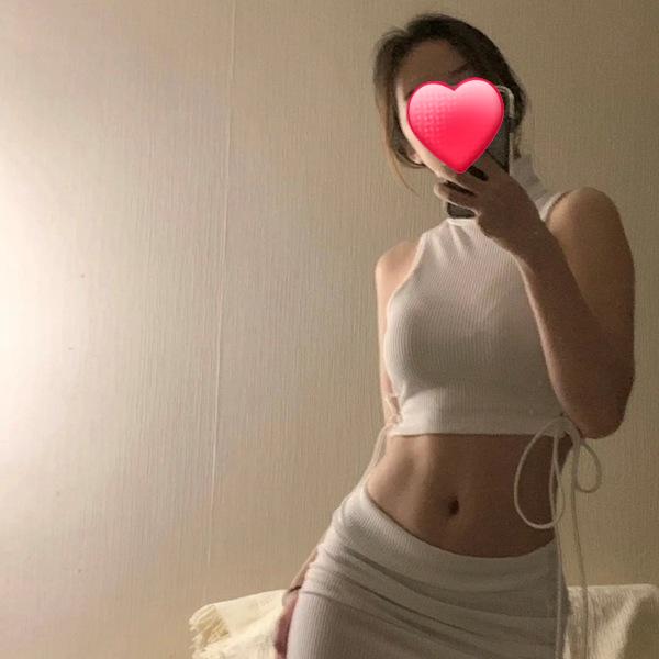 617298383: Chica busca chico en Madrid