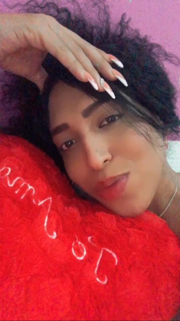 Chica busca chico en La Rioja: 