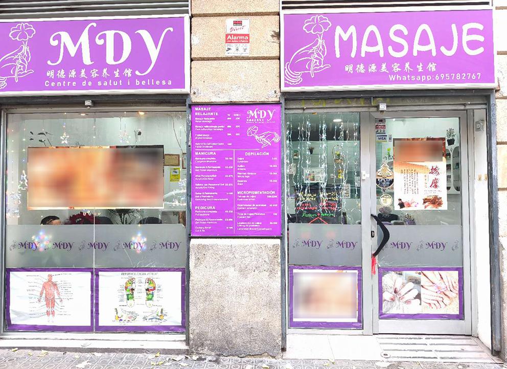 695782767: Chica busca chico en Barcelona