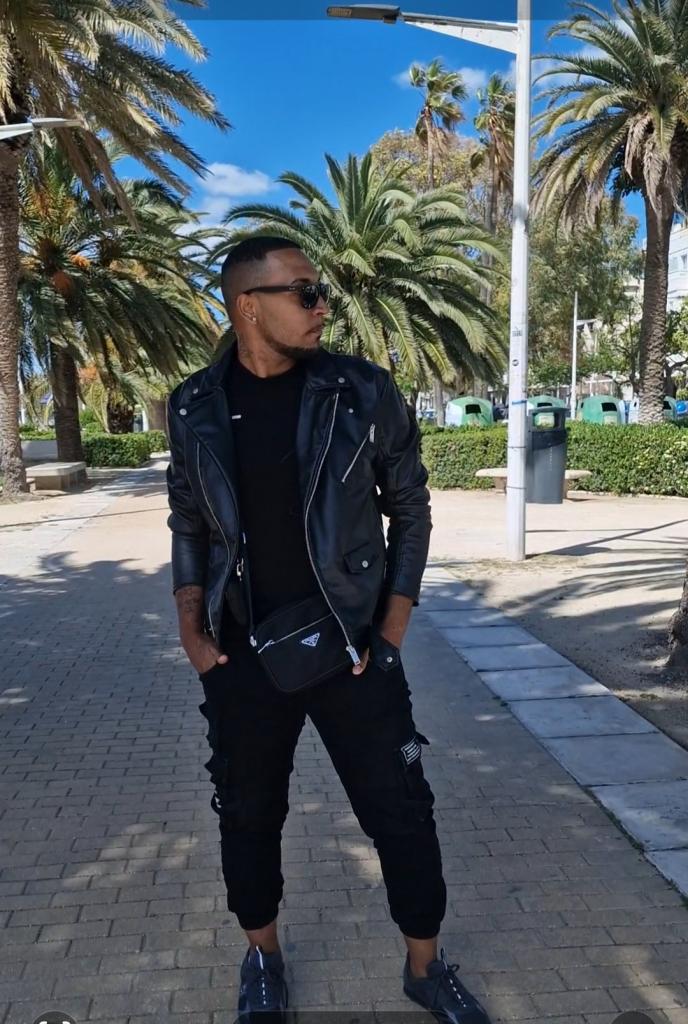 Chico busca chica en Valencia: 