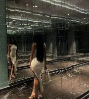 613284042: Chica busca chico en La Coruña