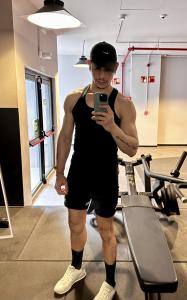 Chico busca chica en Asturias: 