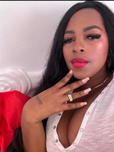 607144890: Chica busca chico en Tenerife