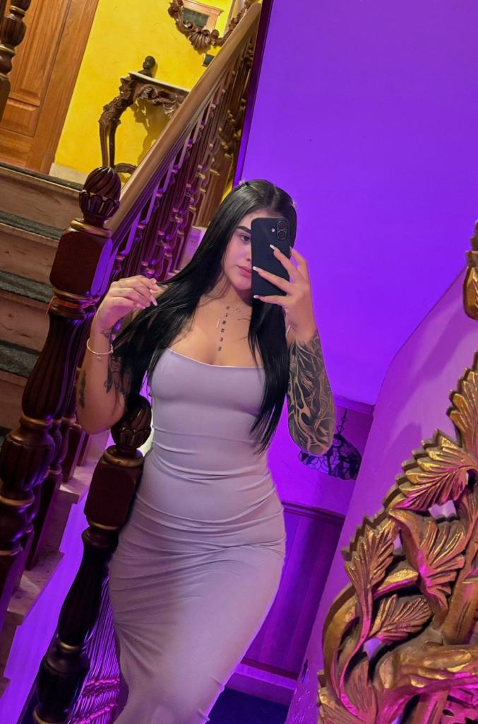 Chica busca chico en Almería: 