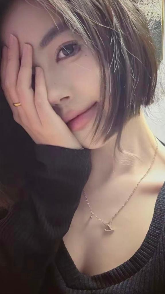 682810043: Chica busca chico en Madrid