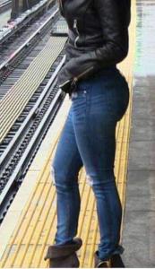 Chica busca chico en Huelva: 